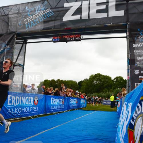 30.08.2026 - Elbe Triathlon Hamburg LAZAROV Photography http://msf.ph/oto/10080284 30.08.2026 11:08:59 Ziel 503, 633, 746, 1042, 1098 meine-sportfotos.de