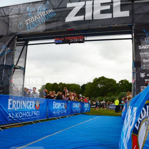 30.08.2026 - Elbe Triathlon Hamburg LAZAROV Photography http://msf.ph/oto/10080286 30.08.2026 11:08:59 Ziel 503, 633, 746, 1042, 1098 meine-sportfotos.de