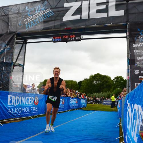 30.08.2026 - Elbe Triathlon Hamburg LAZAROV Photography http://msf.ph/oto/10080300 30.08.2026 11:09:27 Ziel 505, 524, 681, 751 meine-sportfotos.de