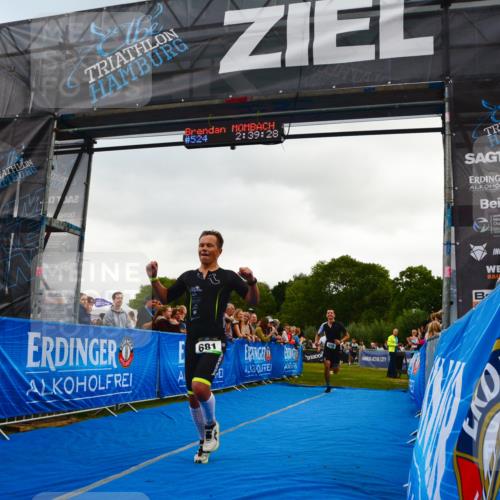 30.08.2026 - Elbe Triathlon Hamburg LAZAROV Photography http://msf.ph/oto/10080306 30.08.2026 11:09:32 Ziel 505, 539, 624, 681, 751 meine-sportfotos.de