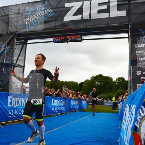 30.08.2026 - Elbe Triathlon Hamburg LAZAROV Photography http://msf.ph/oto/10080308 30.08.2026 11:09:33 Ziel 505, 539, 624, 681, 751 meine-sportfotos.de