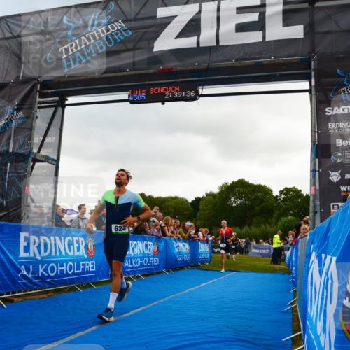 30.08.2026 - Elbe Triathlon Hamburg LAZAROV Photography http://msf.ph/oto/10080333 30.08.2026 11:09:40 Ziel 539, 569, 624, 1164 meine-sportfotos.de