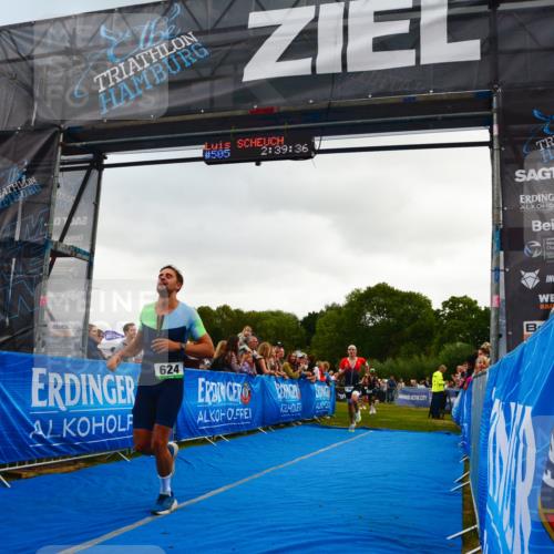 30.08.2026 - Elbe Triathlon Hamburg LAZAROV Photography http://msf.ph/oto/10080334 30.08.2026 11:09:41 Ziel 539, 569, 624, 1164 meine-sportfotos.de