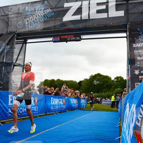 30.08.2026 - Elbe Triathlon Hamburg LAZAROV Photography http://msf.ph/oto/10080341 30.08.2026 11:09:43 Ziel 569, 624, 1164 meine-sportfotos.de