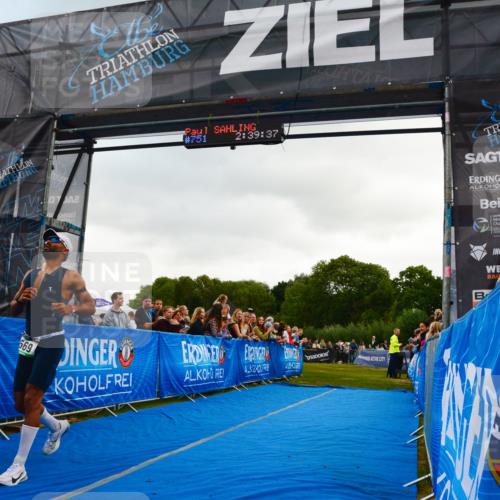 30.08.2026 - Elbe Triathlon Hamburg LAZAROV Photography http://msf.ph/oto/10080348 30.08.2026 11:09:46 Ziel 569, 1164 meine-sportfotos.de