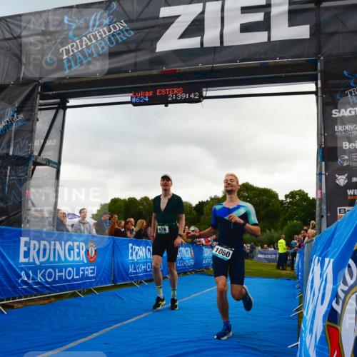 30.08.2026 - Elbe Triathlon Hamburg LAZAROV Photography http://msf.ph/oto/10080351 30.08.2026 11:09:56 Ziel 626, 1060 meine-sportfotos.de