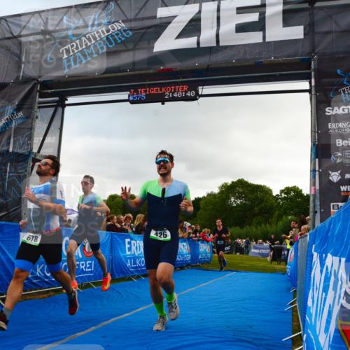 30.08.2026 - Elbe Triathlon Hamburg LAZAROV Photography http://msf.ph/oto/10080384 30.08.2026 11:10:42 Ziel 426, 513, 575, 678, 1045 meine-sportfotos.de