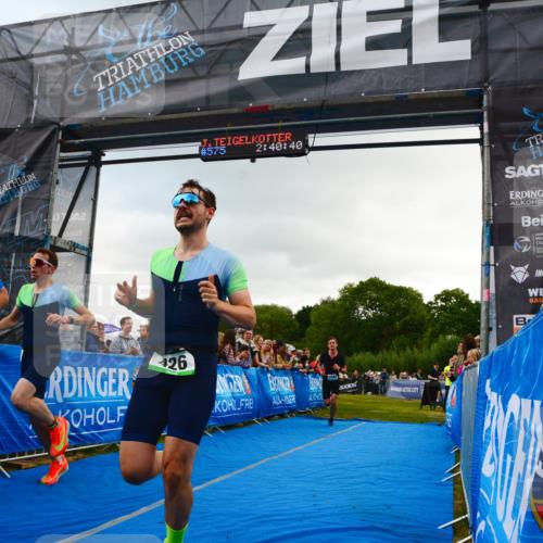 30.08.2026 - Elbe Triathlon Hamburg LAZAROV Photography http://msf.ph/oto/10080386 30.08.2026 11:10:42 Ziel 426, 513, 575, 678, 1045 meine-sportfotos.de