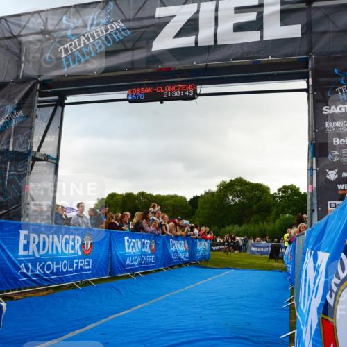 30.08.2026 - Elbe Triathlon Hamburg LAZAROV Photography http://msf.ph/oto/10080394 30.08.2026 11:10:45 Ziel 426, 437, 513, 541, 666, 678, 1045 meine-sportfotos.de