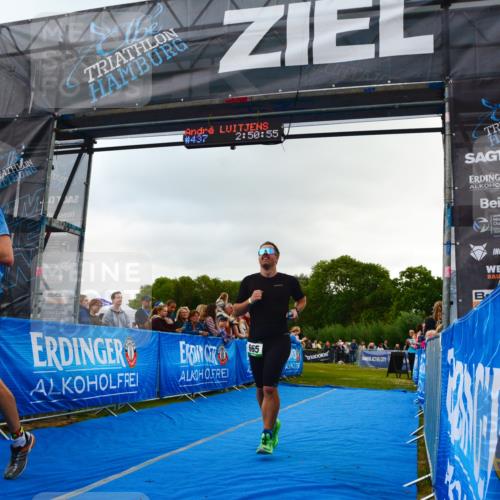 30.08.2026 - Elbe Triathlon Hamburg LAZAROV Photography http://msf.ph/oto/10080426 30.08.2026 11:11:19 Ziel 440, 665, 1010 meine-sportfotos.de
