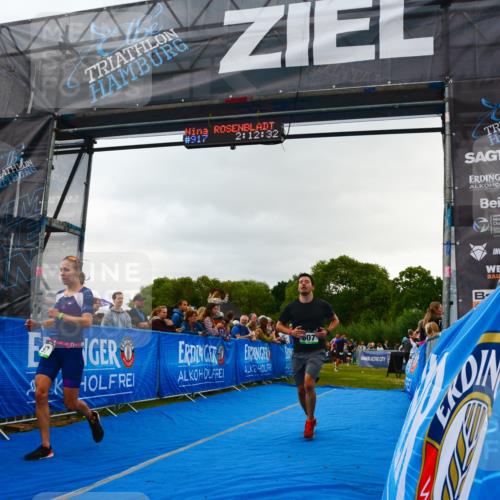 30.08.2026 - Elbe Triathlon Hamburg LAZAROV Photography http://msf.ph/oto/10080470 30.08.2026 11:12:31 Ziel 410, 607, 632, 722, 917 meine-sportfotos.de