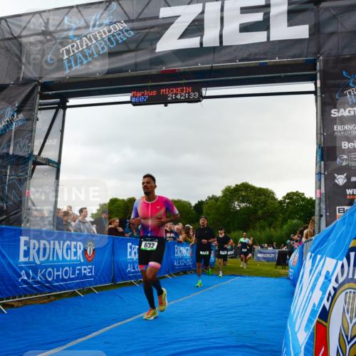 30.08.2026 - Elbe Triathlon Hamburg LAZAROV Photography http://msf.ph/oto/10080475 30.08.2026 11:12:37 Ziel 410, 612, 632, 722 meine-sportfotos.de