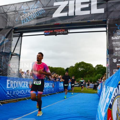30.08.2026 - Elbe Triathlon Hamburg LAZAROV Photography http://msf.ph/oto/10080477 30.08.2026 11:12:37 Ziel 410, 612, 632, 722 meine-sportfotos.de
