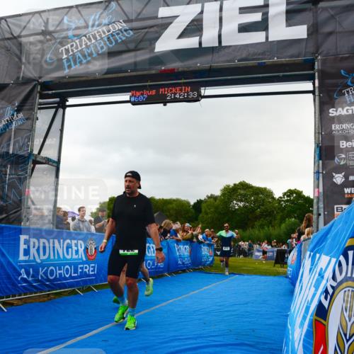 30.08.2026 - Elbe Triathlon Hamburg LAZAROV Photography http://msf.ph/oto/10080484 30.08.2026 11:12:39 Ziel 410, 612, 632, 722 meine-sportfotos.de