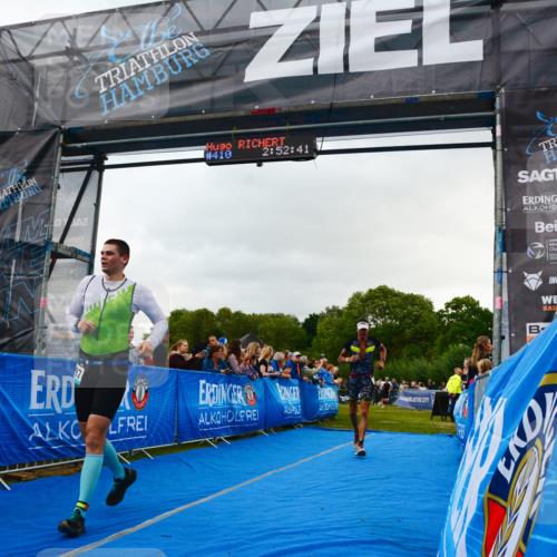 30.08.2026 - Elbe Triathlon Hamburg LAZAROV Photography http://msf.ph/oto/10080506 30.08.2026 11:12:53 Ziel 773, 1085, 1093, 1097 meine-sportfotos.de