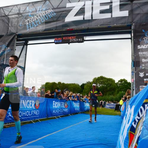 30.08.2026 - Elbe Triathlon Hamburg LAZAROV Photography http://msf.ph/oto/10080508 30.08.2026 11:12:53 Ziel 773, 1085, 1093, 1097 meine-sportfotos.de