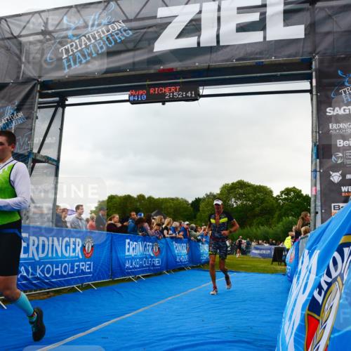 30.08.2026 - Elbe Triathlon Hamburg LAZAROV Photography http://msf.ph/oto/10080509 30.08.2026 11:12:53 Ziel 773, 1085, 1093, 1097 meine-sportfotos.de