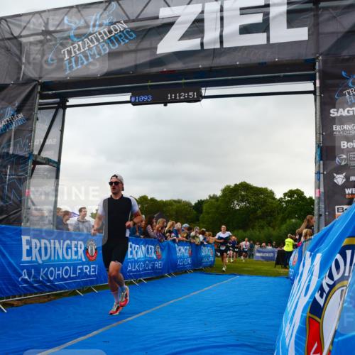 30.08.2026 - Elbe Triathlon Hamburg LAZAROV Photography http://msf.ph/oto/10080517 30.08.2026 11:13:00 Ziel 490, 1037, 1061, 1085 meine-sportfotos.de