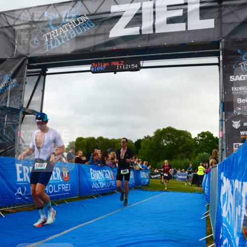30.08.2026 - Elbe Triathlon Hamburg LAZAROV Photography http://msf.ph/oto/10080531 30.08.2026 11:13:07 Ziel 490, 651, 1061, 1197 meine-sportfotos.de