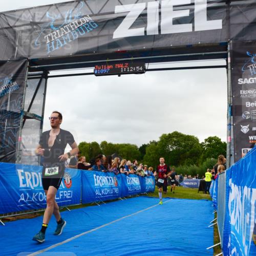 30.08.2026 - Elbe Triathlon Hamburg LAZAROV Photography http://msf.ph/oto/10080539 30.08.2026 11:13:09 Ziel 490, 651, 1061, 1197 meine-sportfotos.de