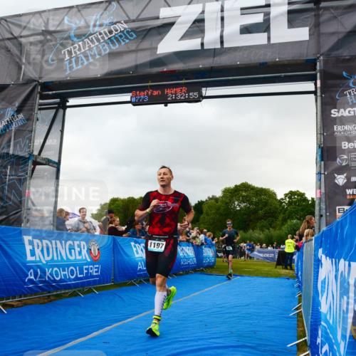 30.08.2026 - Elbe Triathlon Hamburg LAZAROV Photography http://msf.ph/oto/10080544 30.08.2026 11:13:11 Ziel 490, 611, 651, 1197 meine-sportfotos.de