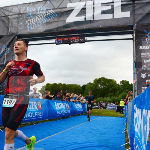 30.08.2026 - Elbe Triathlon Hamburg LAZAROV Photography http://msf.ph/oto/10080549 30.08.2026 11:13:11 Ziel 490, 611, 651, 1197 meine-sportfotos.de