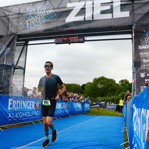 30.08.2026 - Elbe Triathlon Hamburg LAZAROV Photography http://msf.ph/oto/10080553 30.08.2026 11:13:13 Ziel 611, 651, 1197 meine-sportfotos.de