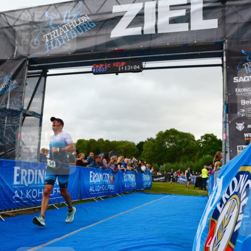 30.08.2026 - Elbe Triathlon Hamburg LAZAROV Photography http://msf.ph/oto/10080565 30.08.2026 11:13:22 Ziel 611, 750 meine-sportfotos.de