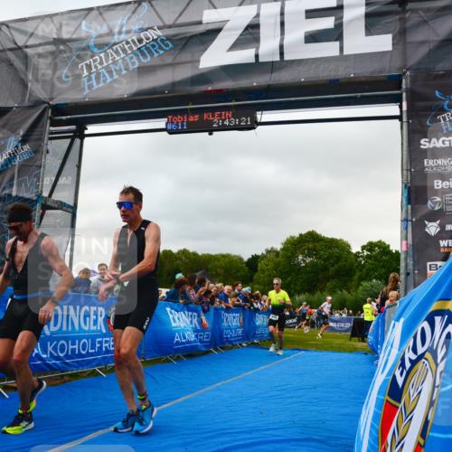 30.08.2026 - Elbe Triathlon Hamburg LAZAROV Photography http://msf.ph/oto/10080580 30.08.2026 11:13:38 Ziel 598, 699, 752 meine-sportfotos.de