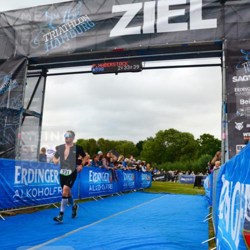 30.08.2026 - Elbe Triathlon Hamburg LAZAROV Photography http://msf.ph/oto/10080610 30.08.2026 11:14:00 Ziel 731, 869, 1030, 1088 meine-sportfotos.de