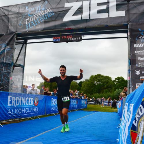 30.08.2026 - Elbe Triathlon Hamburg LAZAROV Photography http://msf.ph/oto/10080616 30.08.2026 11:14:09 Ziel 573 meine-sportfotos.de