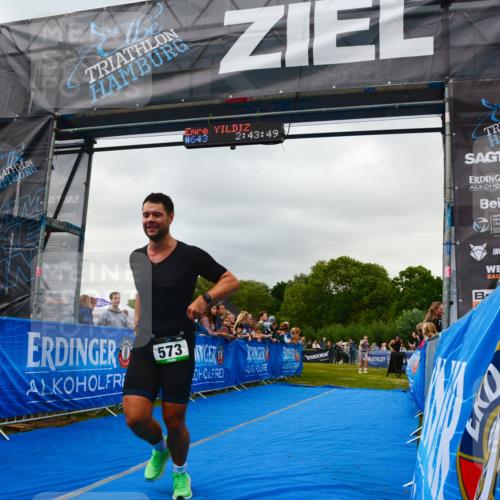 30.08.2026 - Elbe Triathlon Hamburg LAZAROV Photography http://msf.ph/oto/10080618 30.08.2026 11:14:10 Ziel 573 meine-sportfotos.de