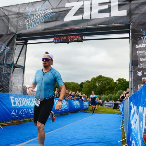 30.08.2026 - Elbe Triathlon Hamburg LAZAROV Photography http://msf.ph/oto/10080643 30.08.2026 11:14:38 Ziel 413, 497, 606, 640, 990, 1054 meine-sportfotos.de
