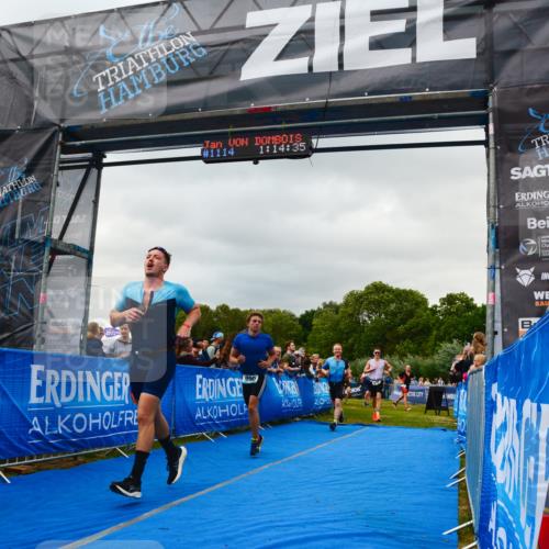 30.08.2026 - Elbe Triathlon Hamburg LAZAROV Photography http://msf.ph/oto/10080648 30.08.2026 11:14:41 Ziel 497, 600, 606, 640, 990, 1054, 1058 meine-sportfotos.de
