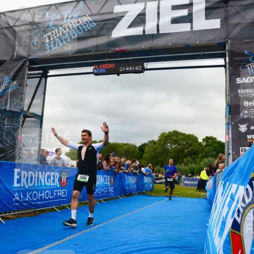 30.08.2026 - Elbe Triathlon Hamburg LAZAROV Photography http://msf.ph/oto/10080673 30.08.2026 11:14:55 Ziel 492, 500, 619 meine-sportfotos.de
