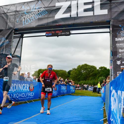 30.08.2026 - Elbe Triathlon Hamburg LAZAROV Photography http://msf.ph/oto/10080695 30.08.2026 11:15:09 Ziel 346, 636, 1099 meine-sportfotos.de