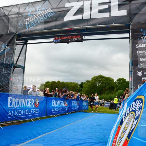 30.08.2026 - Elbe Triathlon Hamburg LAZAROV Photography http://msf.ph/oto/10080730 30.08.2026 11:15:46 Ziel 639, 650, 994, 1032, 1047, 1056, 1057, 1204 meine-sportfotos.de