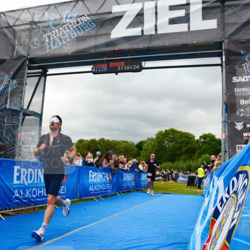 30.08.2026 - Elbe Triathlon Hamburg LAZAROV Photography http://msf.ph/oto/10080782 30.08.2026 11:16:26 Ziel 537, 623, 1000, 1120, 1140 meine-sportfotos.de