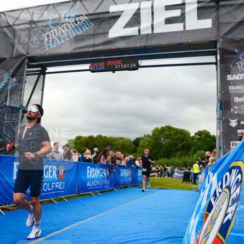 30.08.2026 - Elbe Triathlon Hamburg LAZAROV Photography http://msf.ph/oto/10080784 30.08.2026 11:16:26 Ziel 537, 623, 1000, 1120, 1140 meine-sportfotos.de