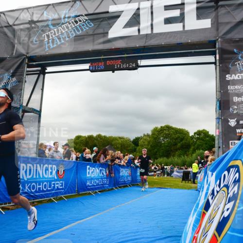 30.08.2026 - Elbe Triathlon Hamburg LAZAROV Photography http://msf.ph/oto/10080785 30.08.2026 11:16:26 Ziel 537, 623, 1000, 1120, 1140 meine-sportfotos.de