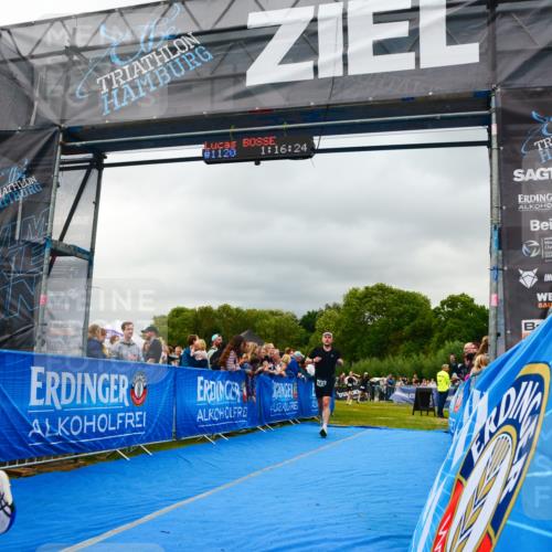 30.08.2026 - Elbe Triathlon Hamburg LAZAROV Photography http://msf.ph/oto/10080787 30.08.2026 11:16:26 Ziel 537, 623, 1000, 1120, 1140 meine-sportfotos.de