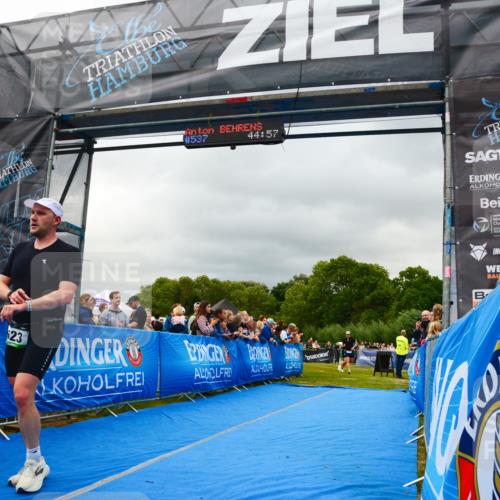 30.08.2026 - Elbe Triathlon Hamburg LAZAROV Photography http://msf.ph/oto/10080798 30.08.2026 11:16:29 Ziel 623, 1000, 1140 meine-sportfotos.de