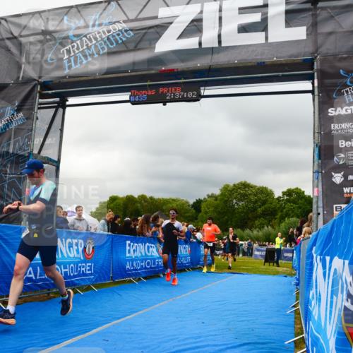 30.08.2026 - Elbe Triathlon Hamburg LAZAROV Photography http://msf.ph/oto/10080848 30.08.2026 11:17:07 Ziel 451, 526, 631, 1004, 1028 meine-sportfotos.de