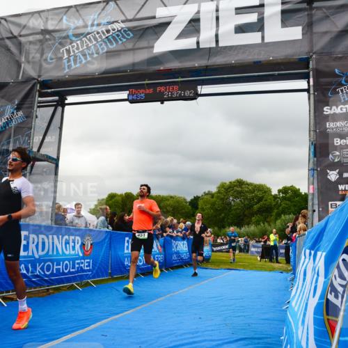 30.08.2026 - Elbe Triathlon Hamburg LAZAROV Photography http://msf.ph/oto/10080860 30.08.2026 11:17:09 Ziel 451, 526, 631, 1004, 1028 meine-sportfotos.de