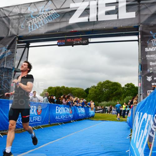 30.08.2026 - Elbe Triathlon Hamburg LAZAROV Photography http://msf.ph/oto/10080873 30.08.2026 11:17:11 Ziel 451, 791, 1004, 1028 meine-sportfotos.de