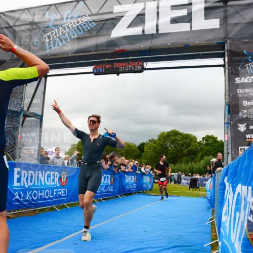 30.08.2026 - Elbe Triathlon Hamburg LAZAROV Photography http://msf.ph/oto/10080899 30.08.2026 11:17:39 Ziel 579, 580, 1148, 1621 meine-sportfotos.de