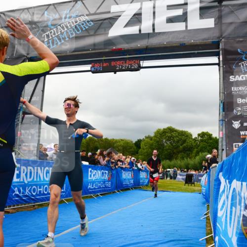 30.08.2026 - Elbe Triathlon Hamburg LAZAROV Photography http://msf.ph/oto/10080903 30.08.2026 11:17:39 Ziel 579, 580, 1148, 1621 meine-sportfotos.de