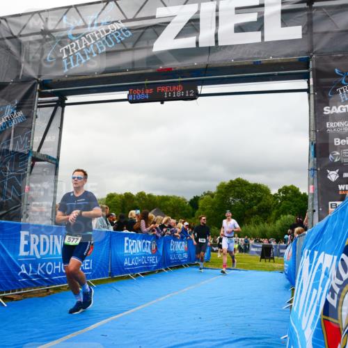30.08.2026 - Elbe Triathlon Hamburg LAZAROV Photography http://msf.ph/oto/10080966 30.08.2026 11:18:24 Ziel 520, 548, 577, 1052 meine-sportfotos.de
