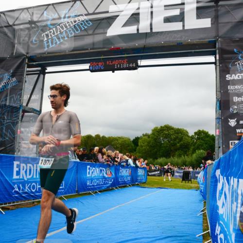 30.08.2026 - Elbe Triathlon Hamburg LAZAROV Photography http://msf.ph/oto/10081040 30.08.2026 11:18:58 Ziel 766, 1070 meine-sportfotos.de