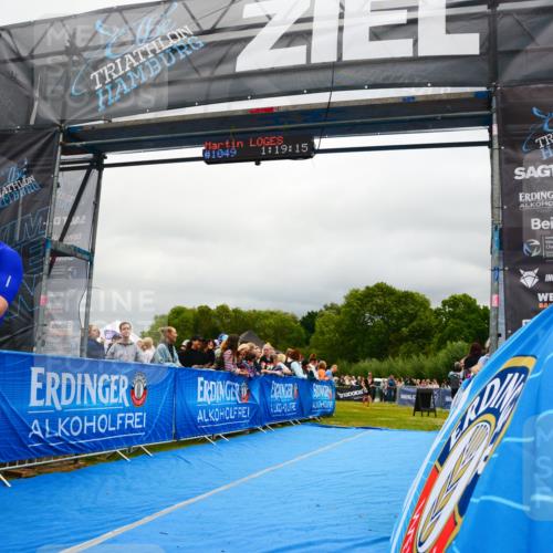 30.08.2026 - Elbe Triathlon Hamburg LAZAROV Photography http://msf.ph/oto/10081082 30.08.2026 11:19:24 Ziel 995, 1044 meine-sportfotos.de